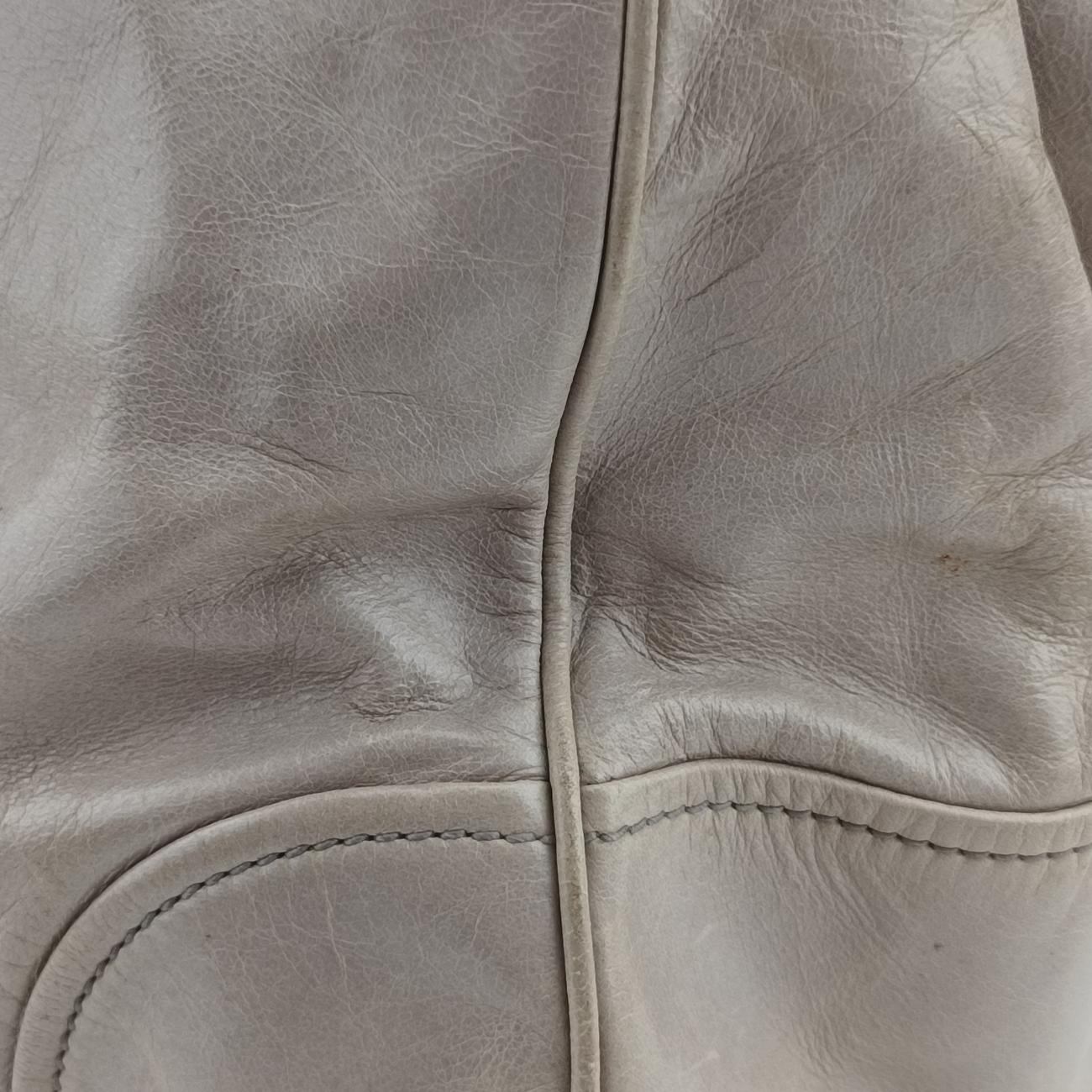 Pre-owned Prada Vitello Shine Argilla Beige Leather  shoulderbag | stylenewstar