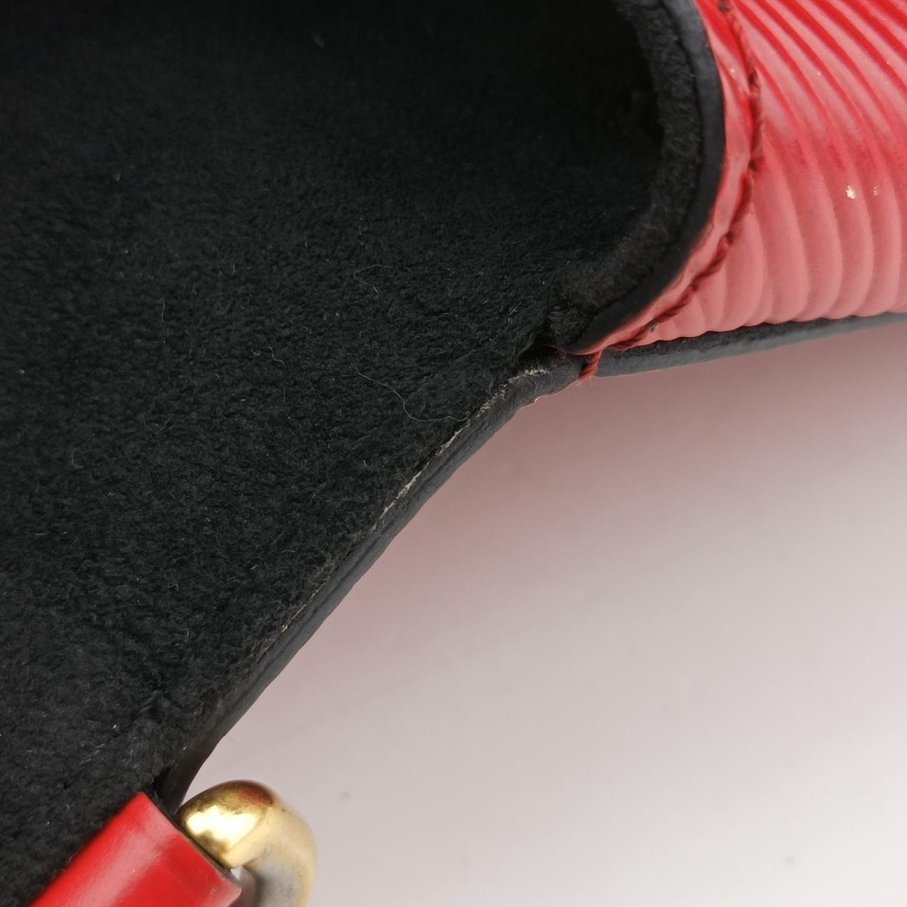 Vintage Louis Vuitton Bolsa Boccador Red Leather M53337 shoulderbag | stylenewstar