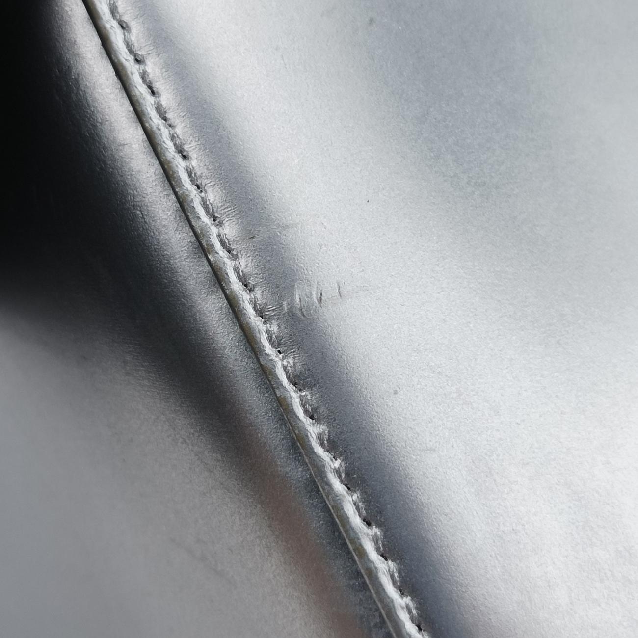 Pre-owned Christian Dior Lady Dior Silver Leather  shoulderbag | stylenewstar