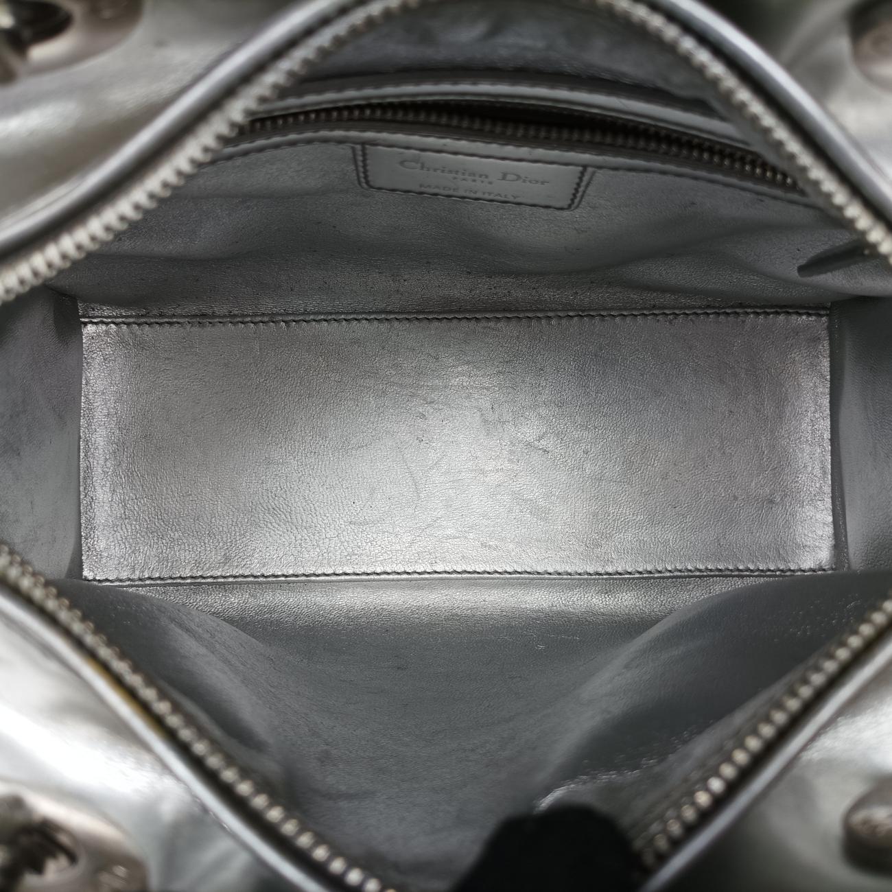 Pre-owned Christian Dior Lady Dior Silver Leather  shoulderbag | stylenewstar