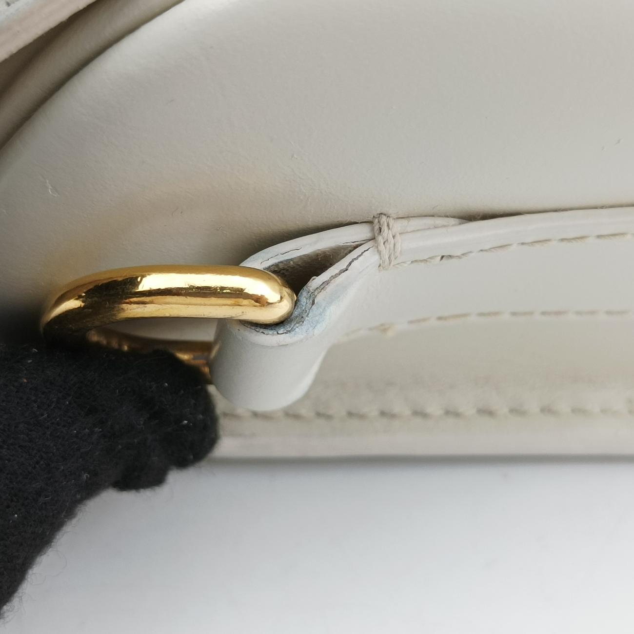 Vintage Christian Dior Bobby White leather  shoulderbag | stylenewstar