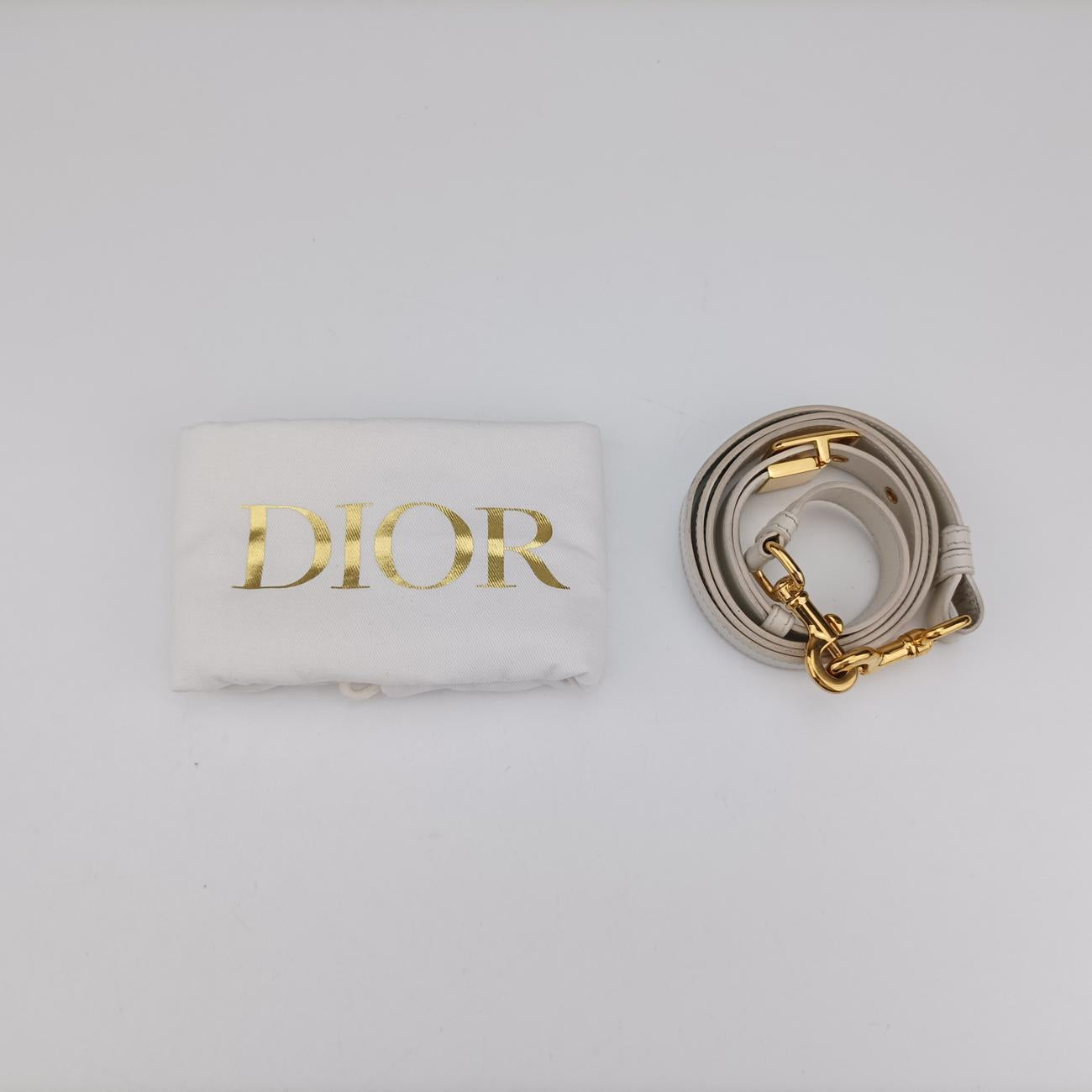 Vintage Christian Dior Bobby White leather  shoulderbag | stylenewstar