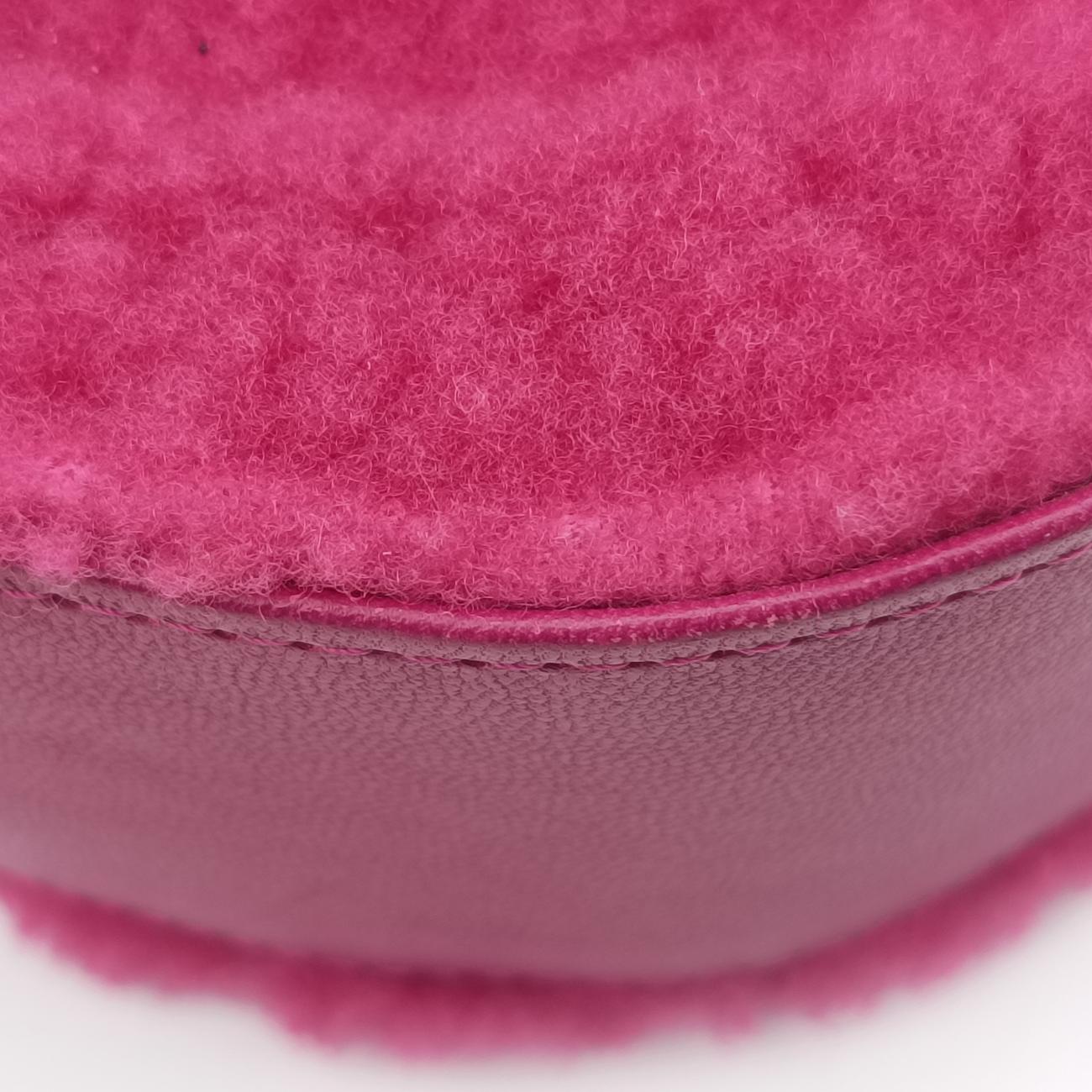 Pre-owned Chanel ROUND SHEARLING COCO NEIGE pink Fur x Leather  AP0932 shoulderbag | stylenewstar