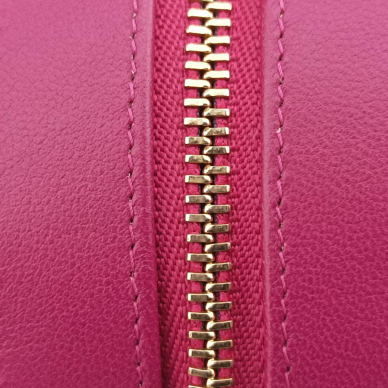 Pre-owned Chanel ROUND SHEARLING COCO NEIGE pink Fur x Leather  AP0932 shoulderbag | stylenewstar