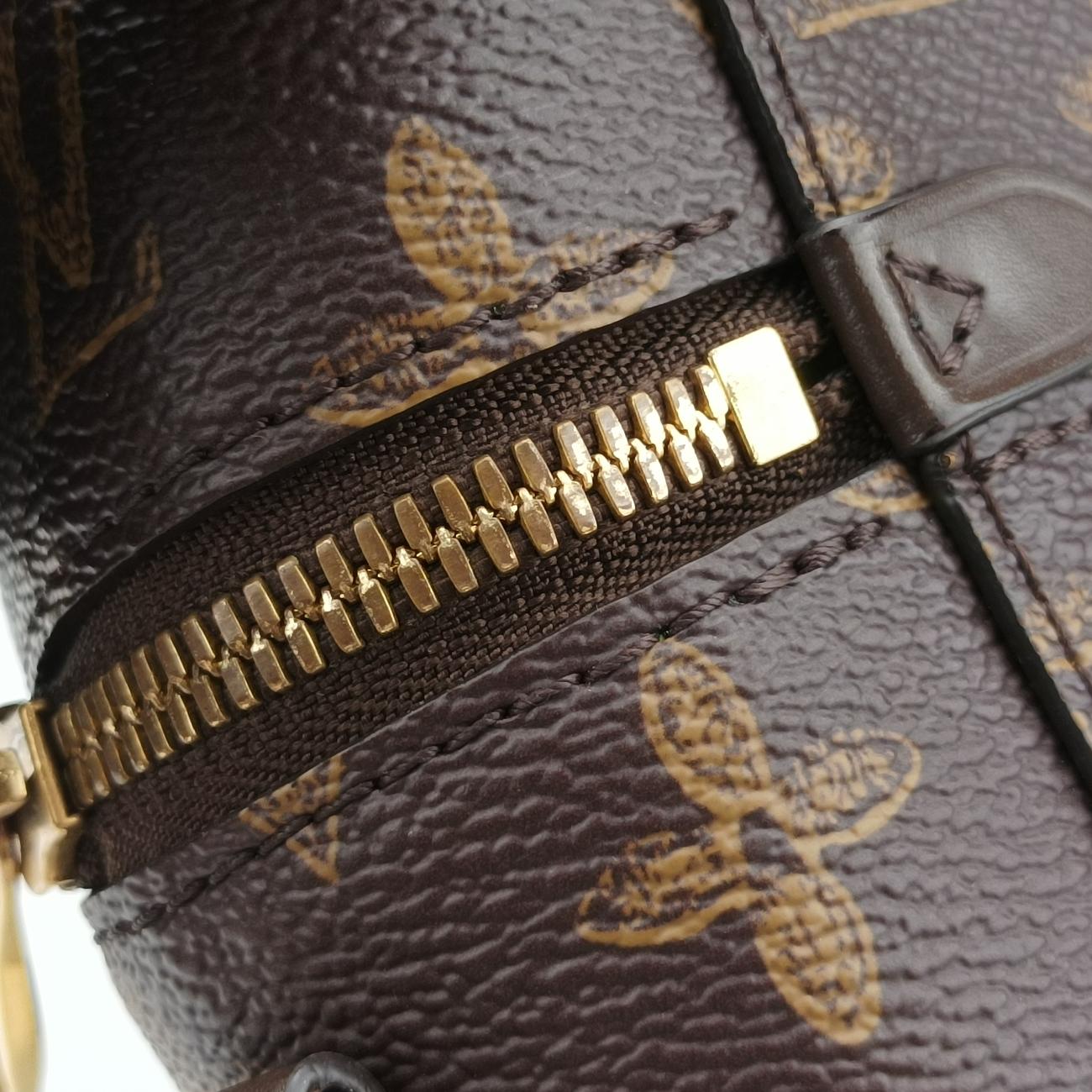 Pre-owned Louis Vuitton VERTICAL BOX TRUNK brown×green Monogram Canvas×calf leather M59664 shoulderbag | stylenewstar