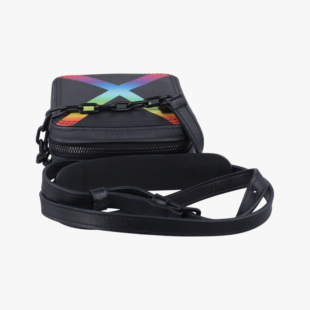 Vintage Louis Vuitton Danube Messenger black×RAINBOW Taiga M30332 shoulderbag | stylenewstar