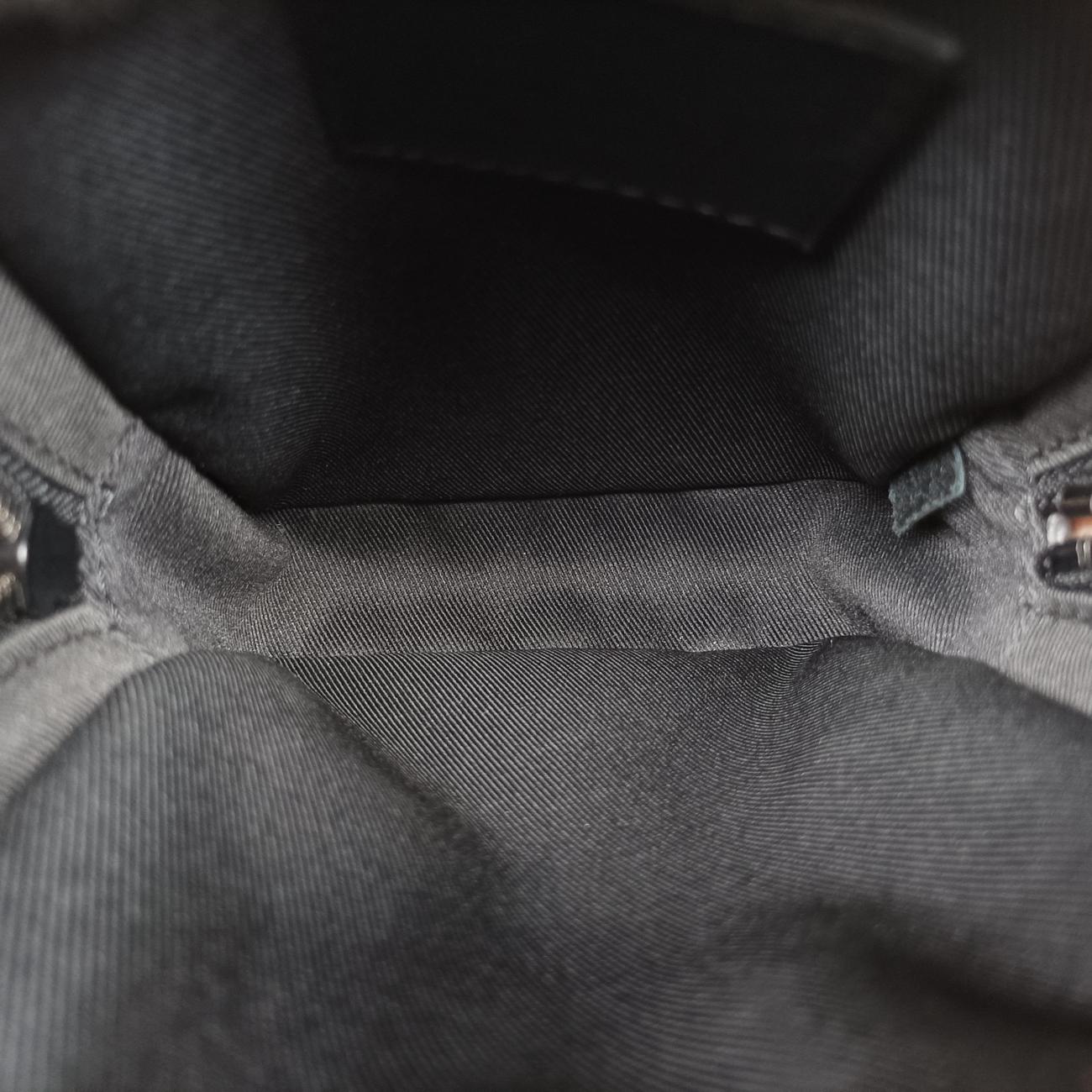 Vintage Louis Vuitton Danube Messenger black×RAINBOW Taiga M30332 shoulderbag | stylenewstar