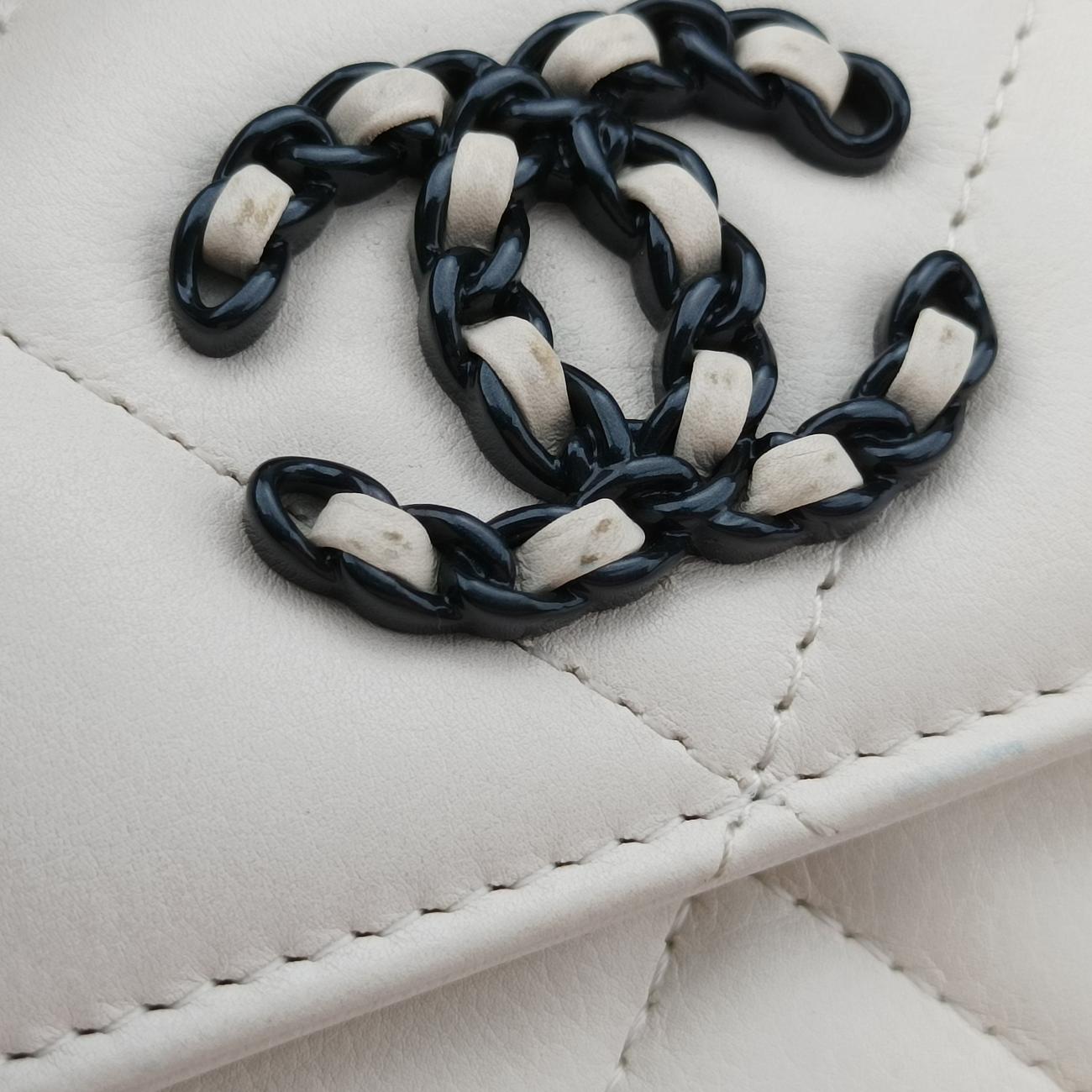 Pre-owned Chanel CHANEL 19 Flap Coin Purse White lambskin AP2409 shoulderbag | stylenewstar