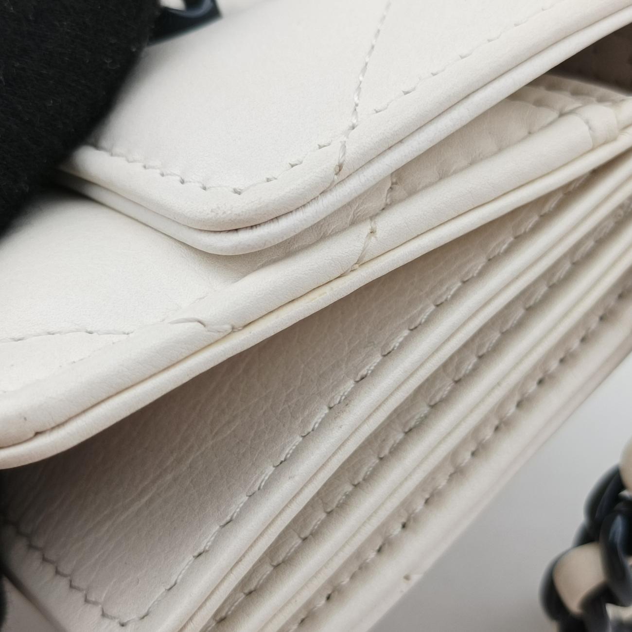 Pre-owned Chanel CHANEL 19 Flap Coin Purse White lambskin AP2409 shoulderbag | stylenewstar