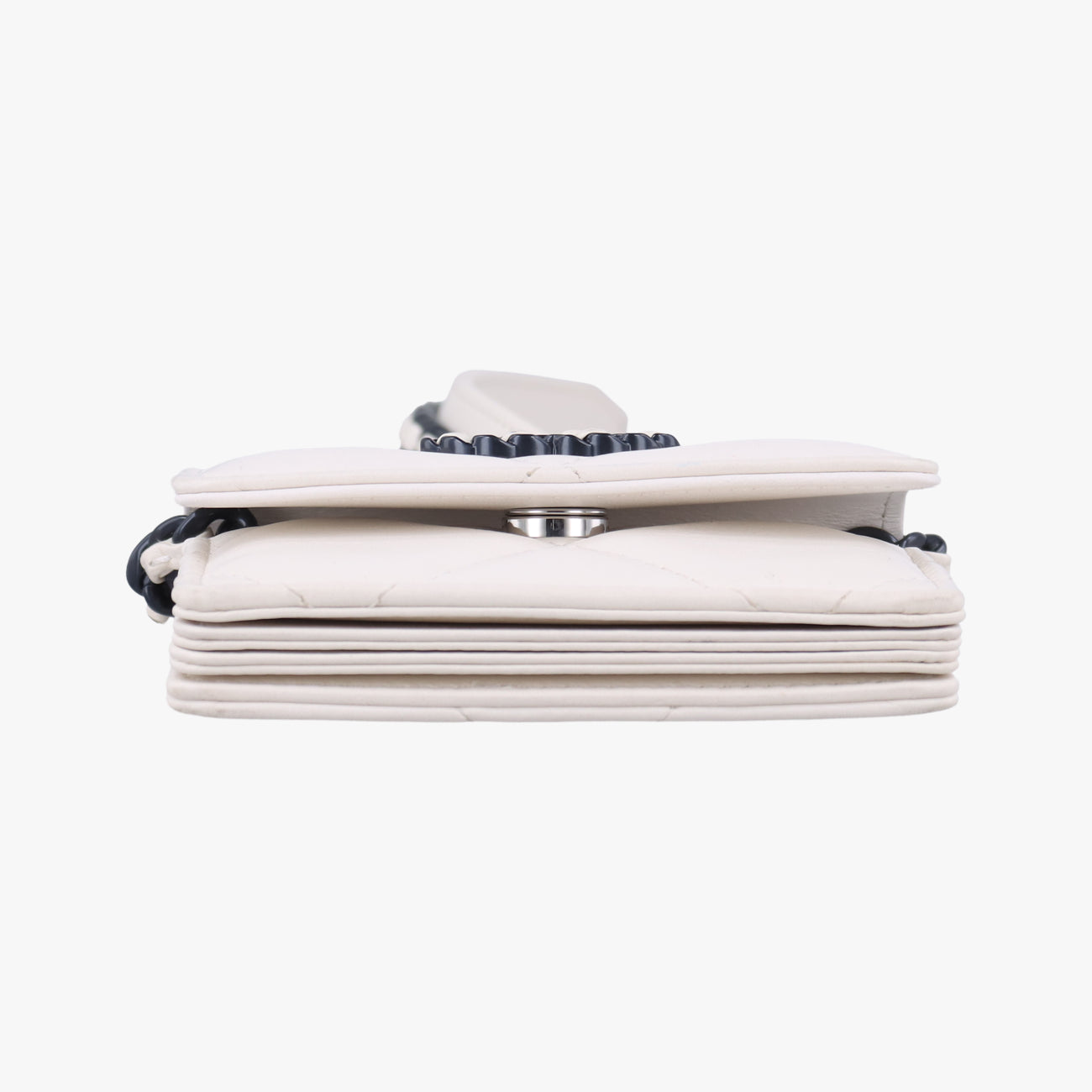 Pre-owned Chanel CHANEL 19 Flap Coin Purse White lambskin AP2409 shoulderbag | stylenewstar