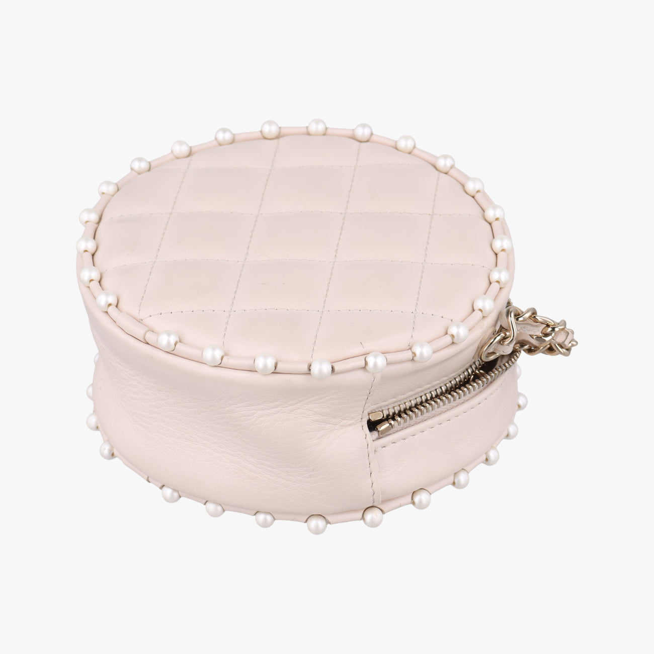 Pre-owned Chanel Matelasse Round Beige caviar skin AP1050 shoulderbag | stylenewstar