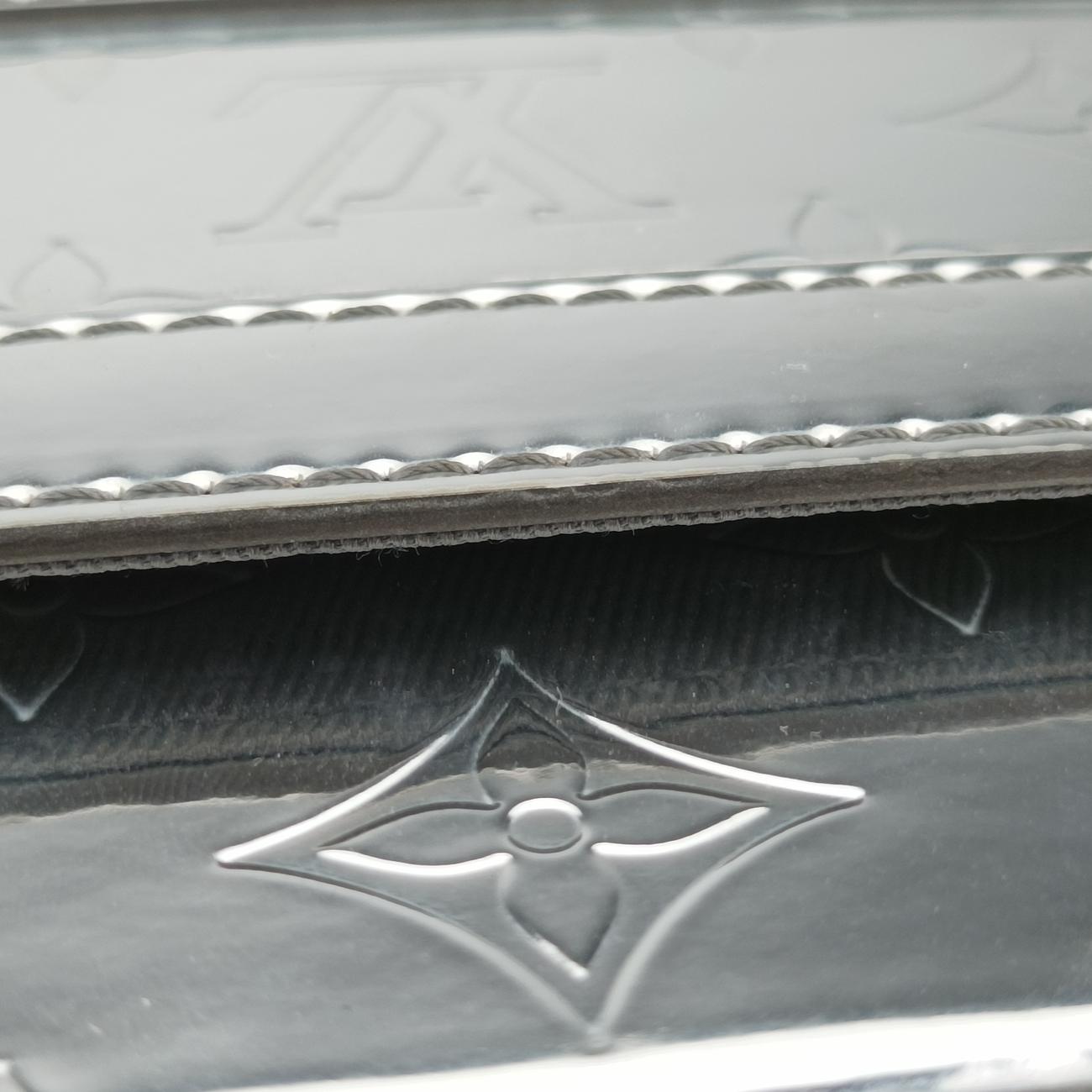 Pre-owned Louis Vuitton Monogram Mirror Handle Soft Trunk Silver Vernis M45885 shoulderbag | stylenewstar