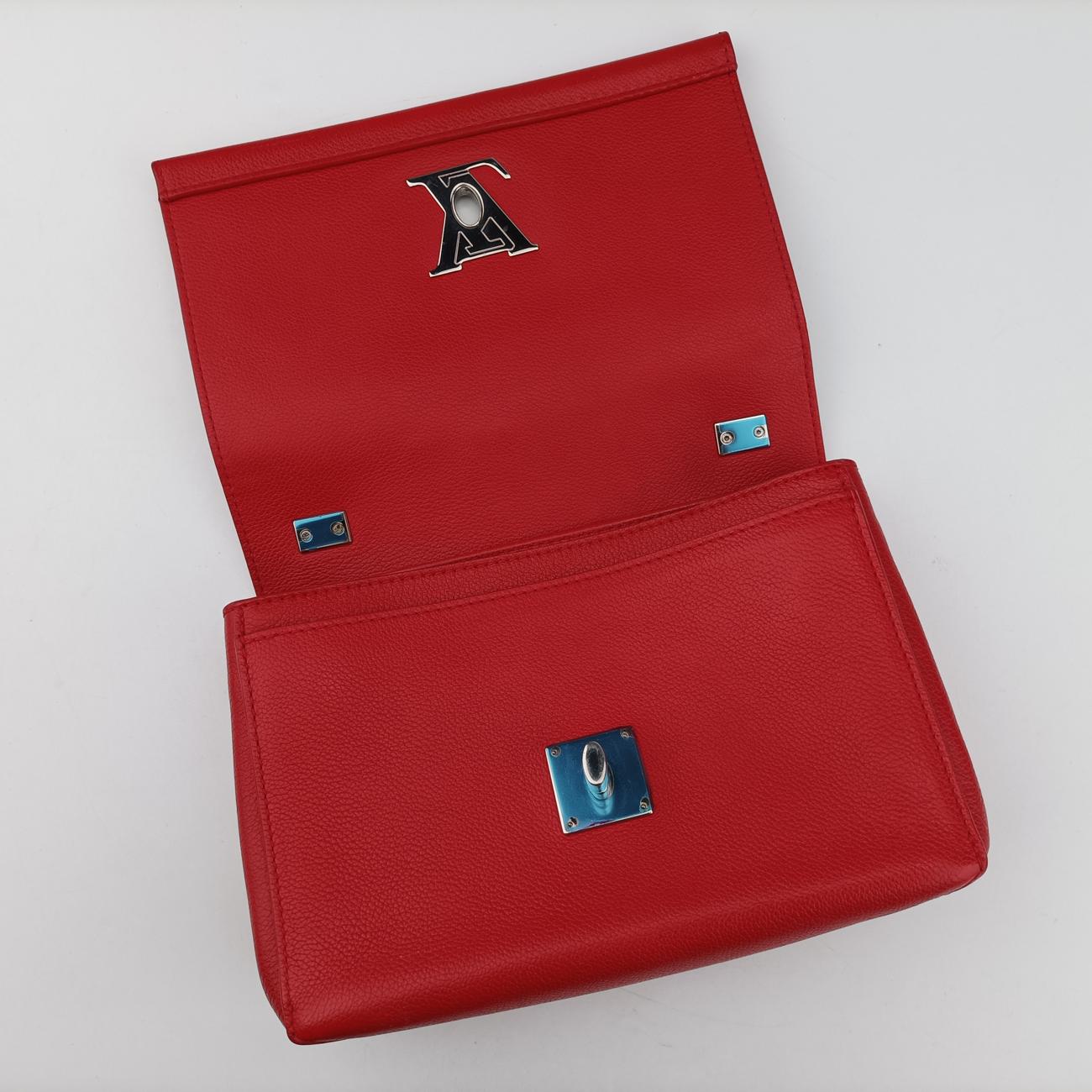 Pre-owned Louis Vuitton Lock Me II BB Ruby Leather M51202 shoulderbag | stylenewstar