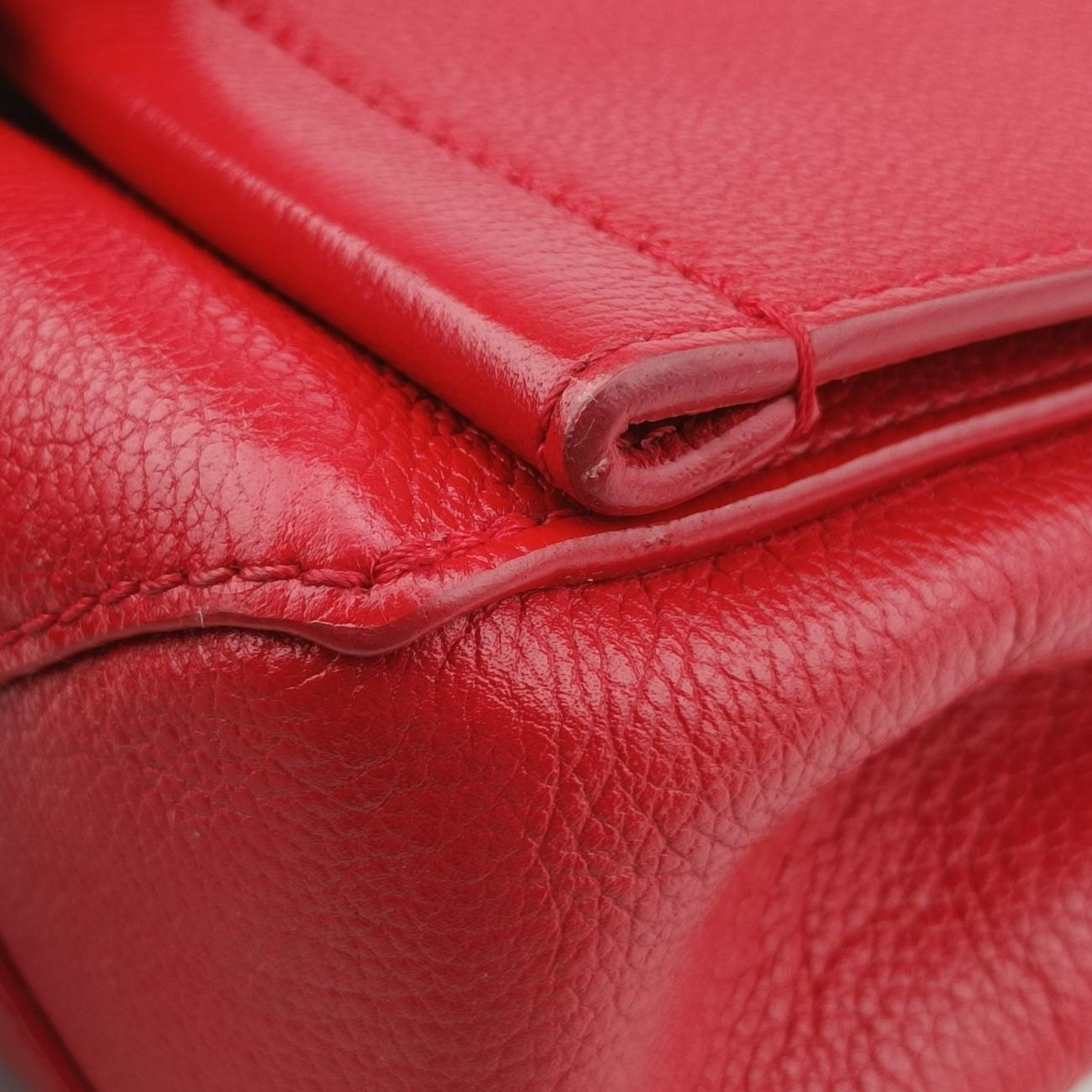 Pre-owned Louis Vuitton Lock Me II BB Ruby Leather M51202 shoulderbag | stylenewstar