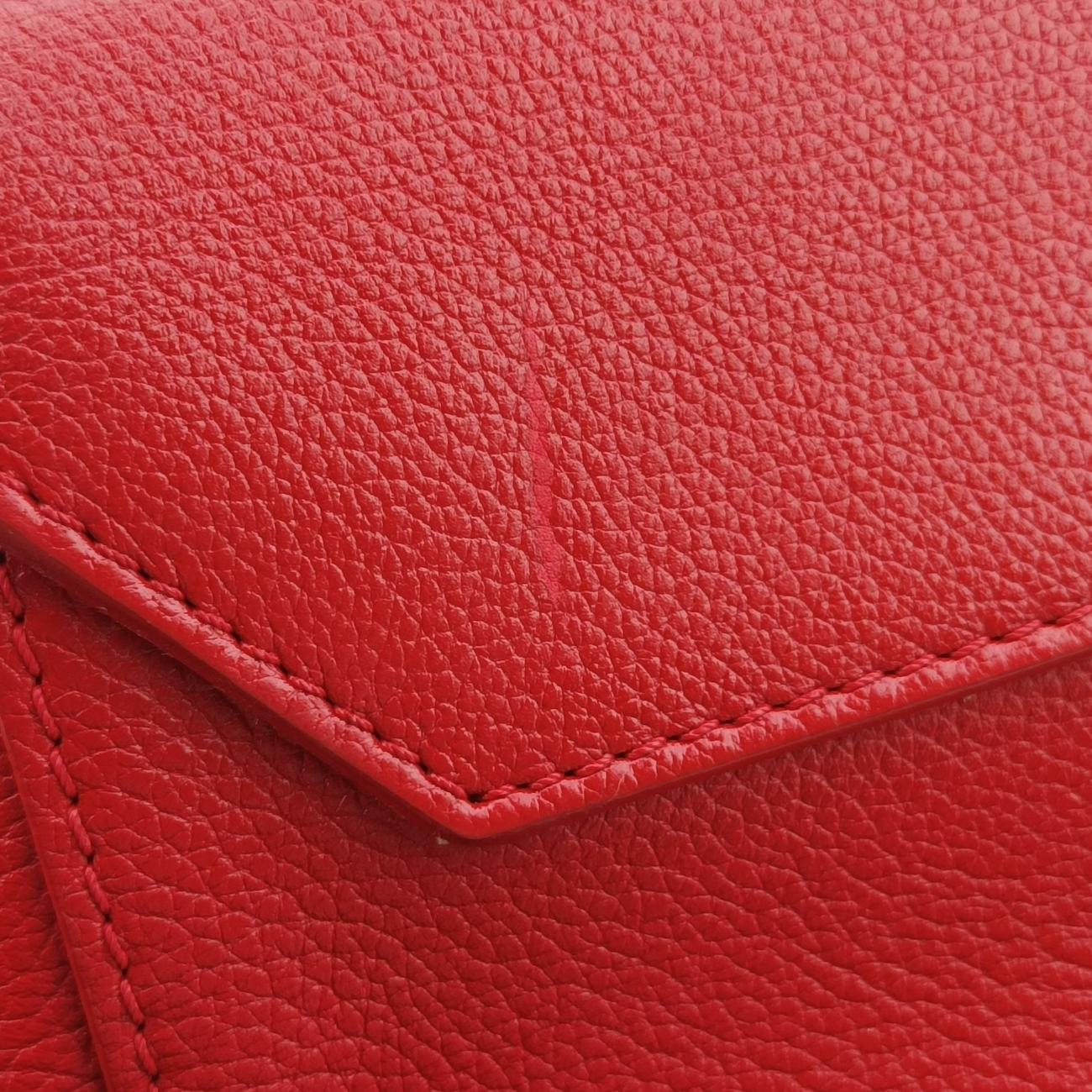 Pre-owned Louis Vuitton Lock Me II BB Ruby Leather M51202 shoulderbag | stylenewstar