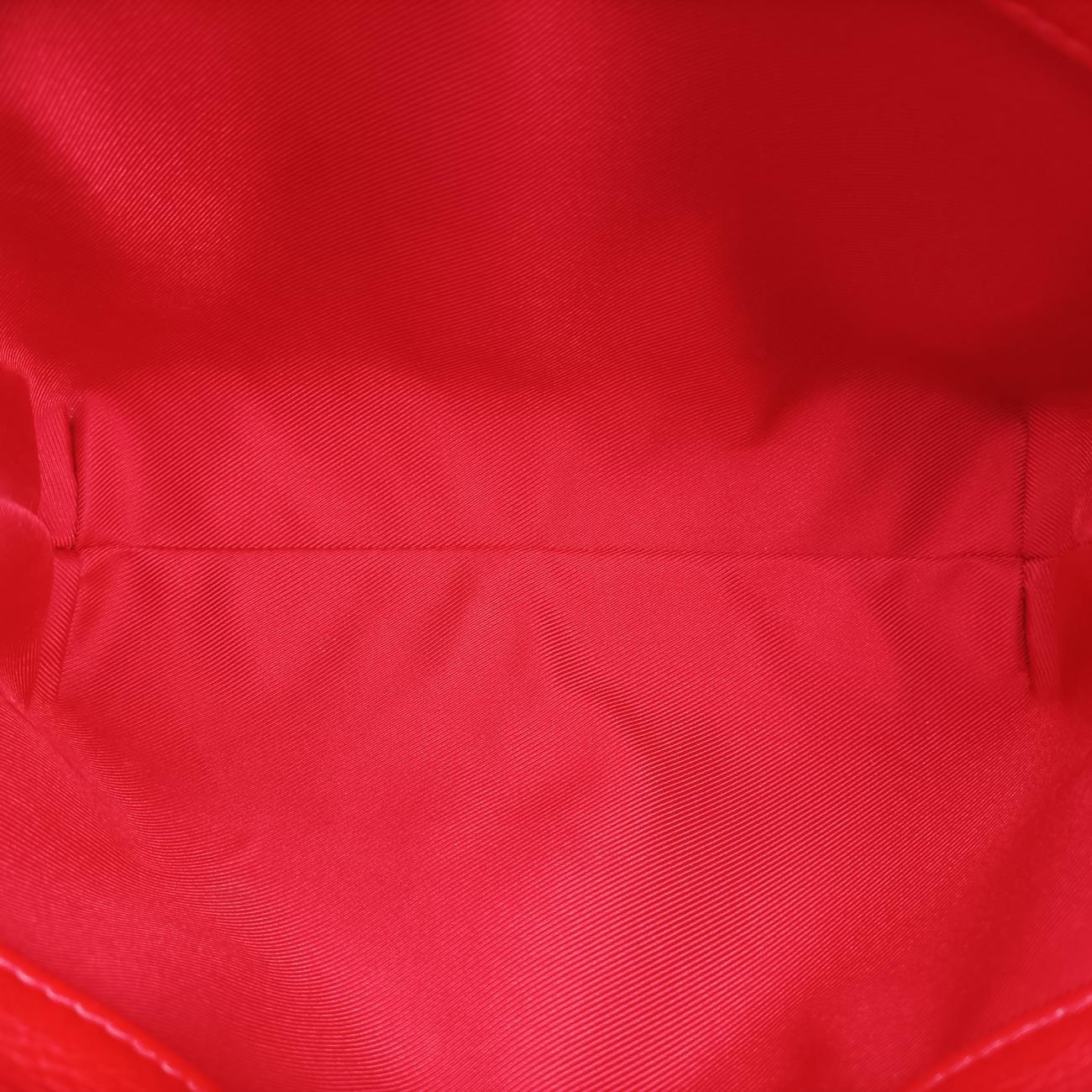 Pre-owned Louis Vuitton Lock Me II BB Ruby Leather M51202 shoulderbag | stylenewstar