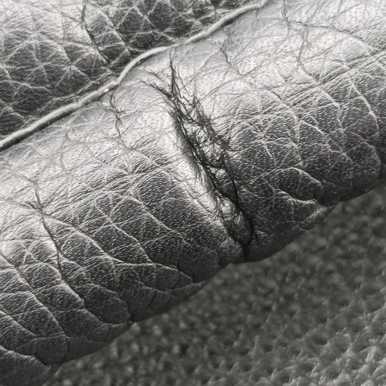 Pre-owned Louis Vuitton ARMAND Noir Taurillon Leather M42687 backpack/rucksack | stylenewstar