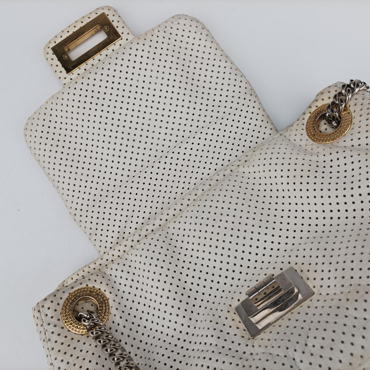 Pre-owned Chanel 2.55 Punching White lambskin A37561 shoulderbag | stylenewstar