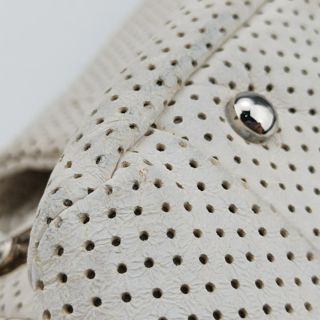 Pre-owned Chanel 2.55 Punching White lambskin A37561 shoulderbag | stylenewstar