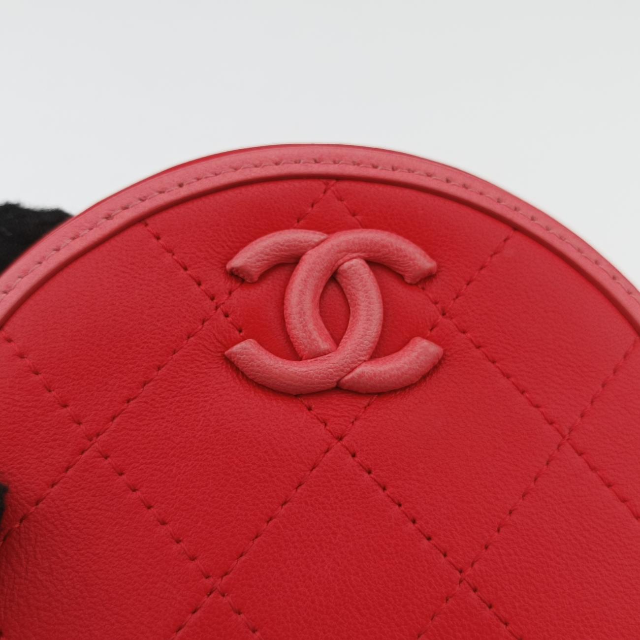 Pre-owned Chanel Color Pop CC Round Red / Pink lambskin AP0060 shoulderbag | stylenewstar