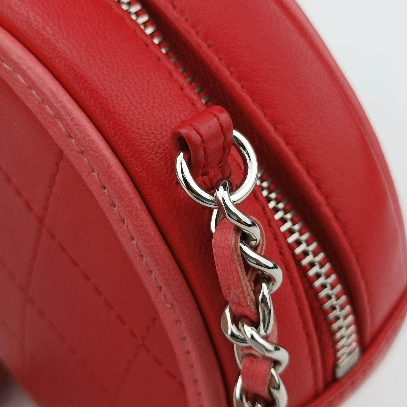 Pre-owned Chanel Color Pop CC Round Red / Pink lambskin AP0060 shoulderbag | stylenewstar