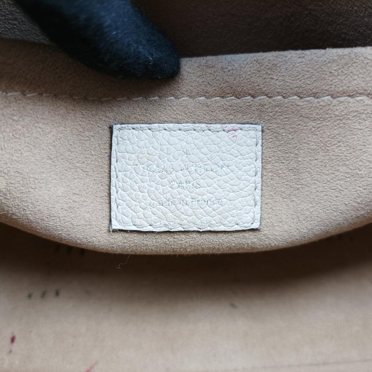 Secondhand Louis Vuitton Marelle quartz Epi M80688 shoulderbag | stylenewstar