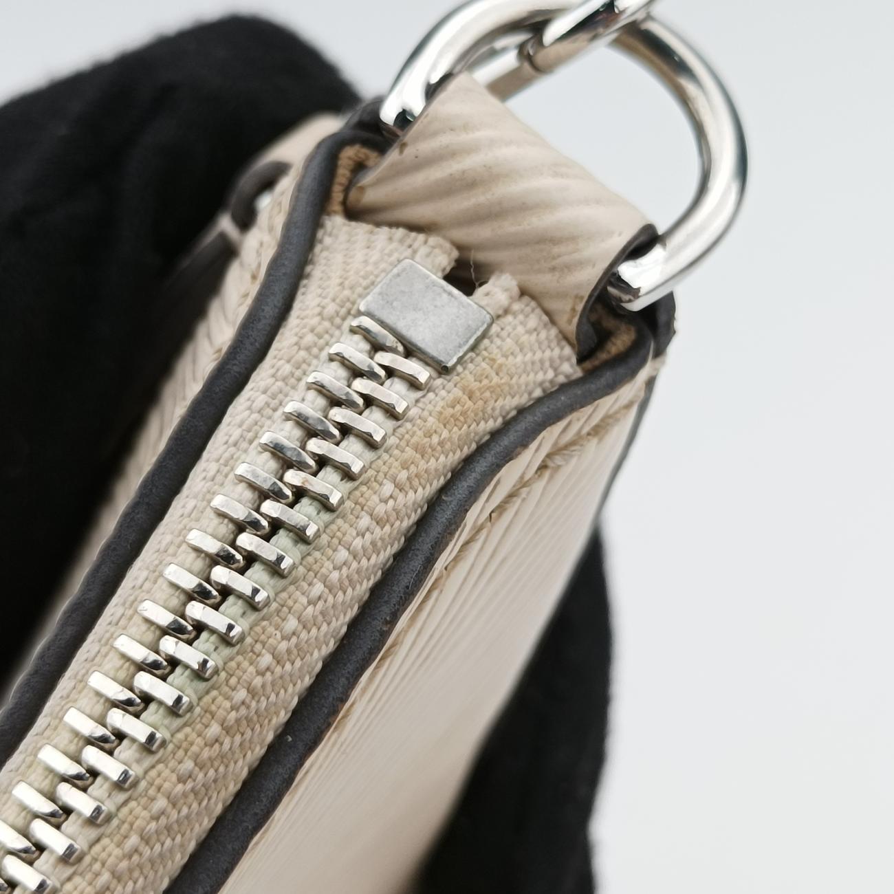 Secondhand Louis Vuitton Marelle quartz Epi M80688 shoulderbag | stylenewstar