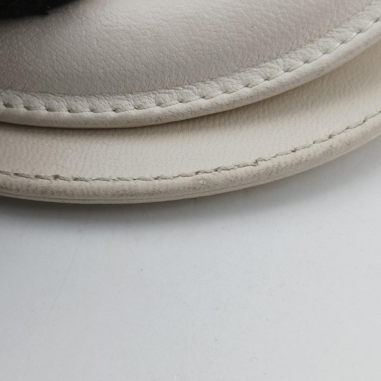 Pre-owned Christian Dior Lady Dior White Leather  shoulderbag | stylenewstar