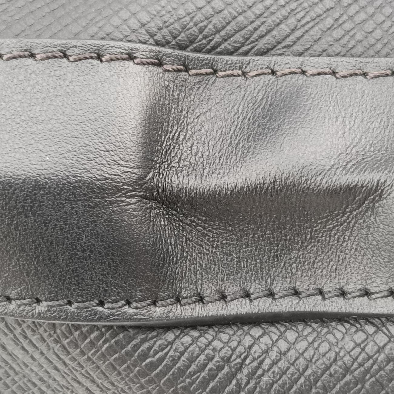 Pre-owned Louis Vuitton Soft Trunk Black x Rainbow Taiga M30341 shoulderbag | stylenewstar