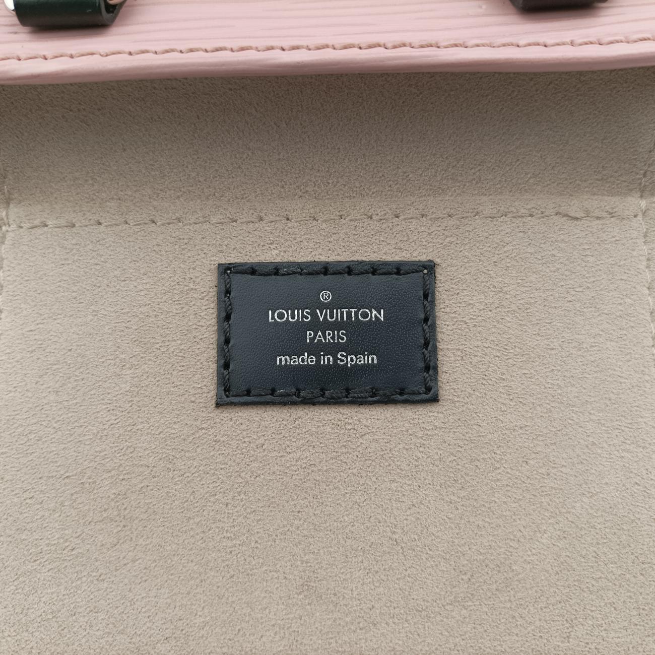 Pre-owned Louis Vuitton Petit Sac Plat ROSE BALLERIN Epi M69575 shoulderbag | stylenewstar