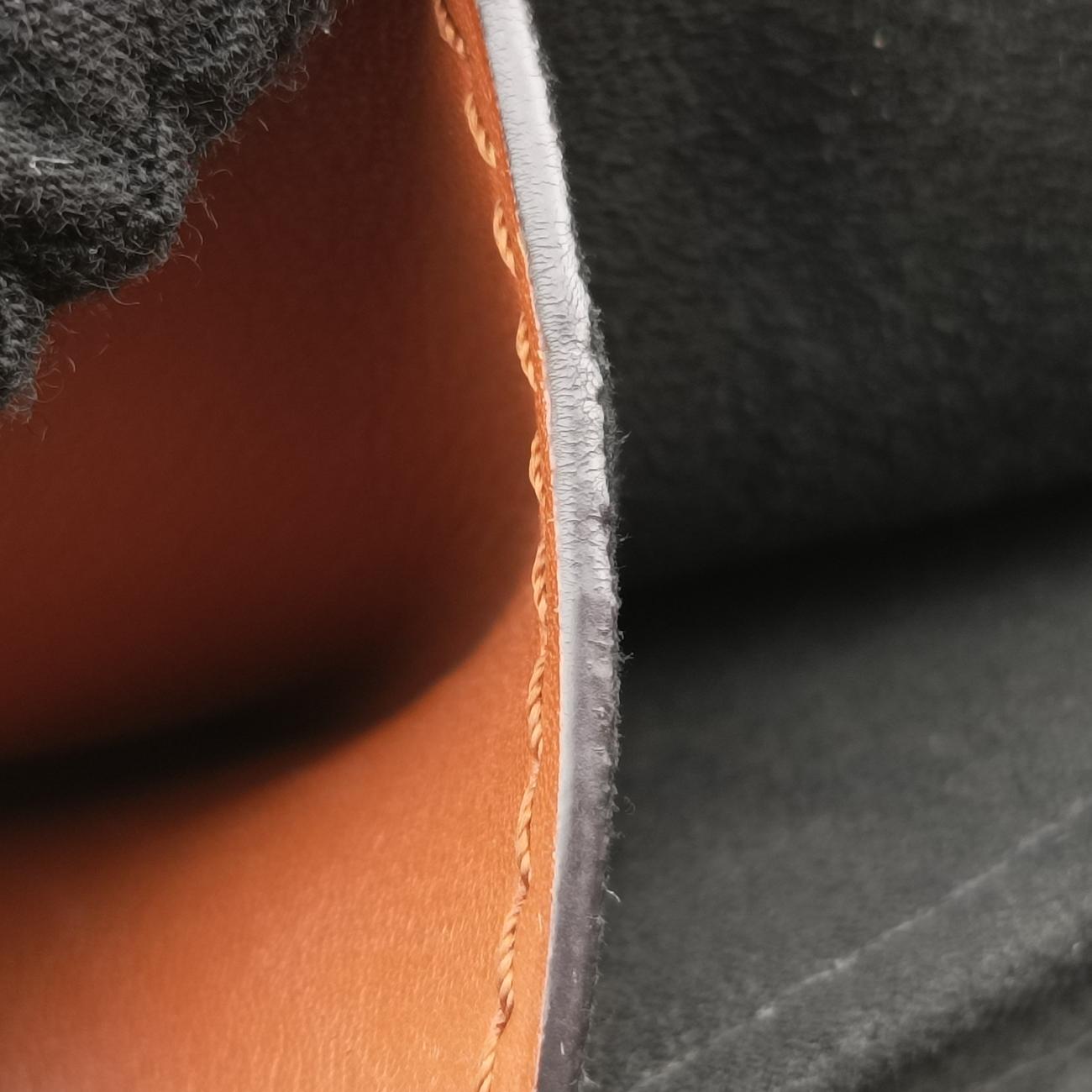 Pre-owned Louis Vuitton DAUPHINE MM Scarlet Red×Panama Beige Taurillon leather M53830 shoulderbag | stylenewstar