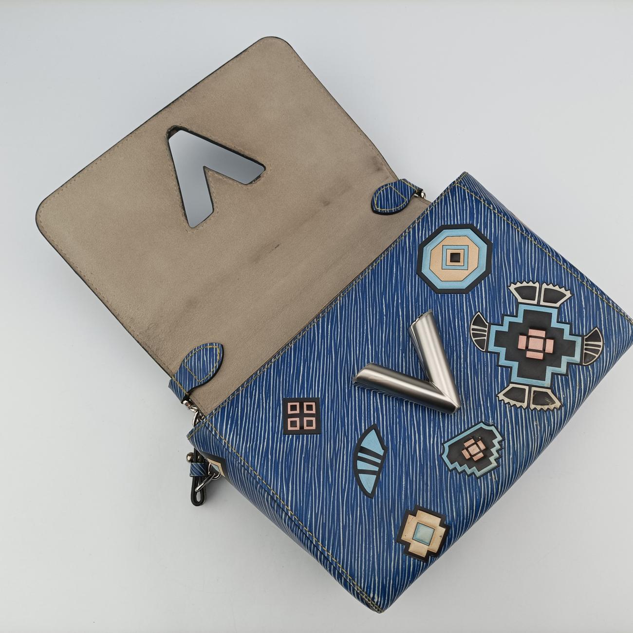 Secondhand Louis Vuitton Twist MM Blue x Multicolor Epi M54865 shoulderbag | stylenewstar