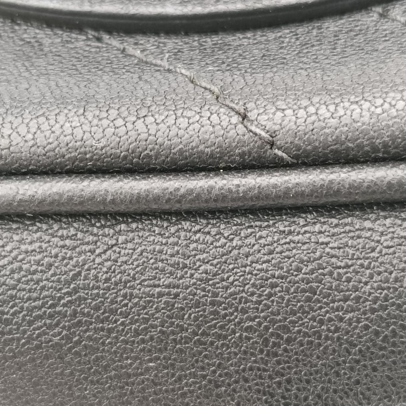 Pre-owned Gucci Blondie Black Leather 742360 shoulderbag | stylenewstar