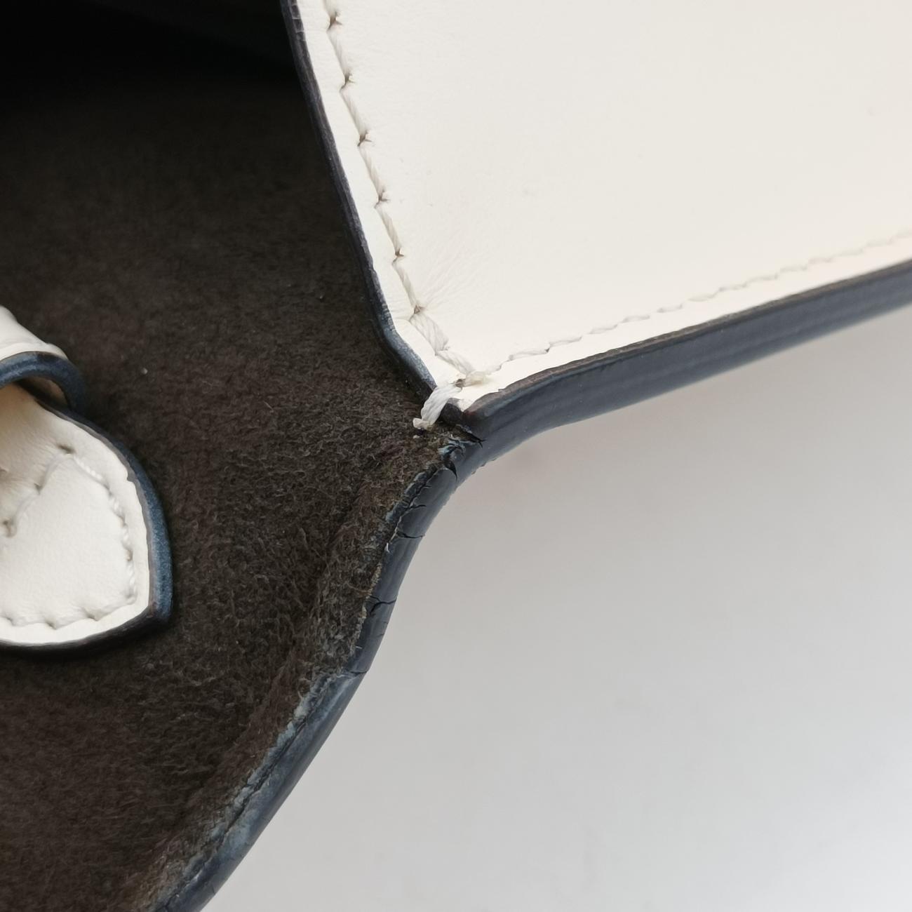 Pre-owned Fendi Fab White Leather 8BT326 shoulderbag | stylenewstar