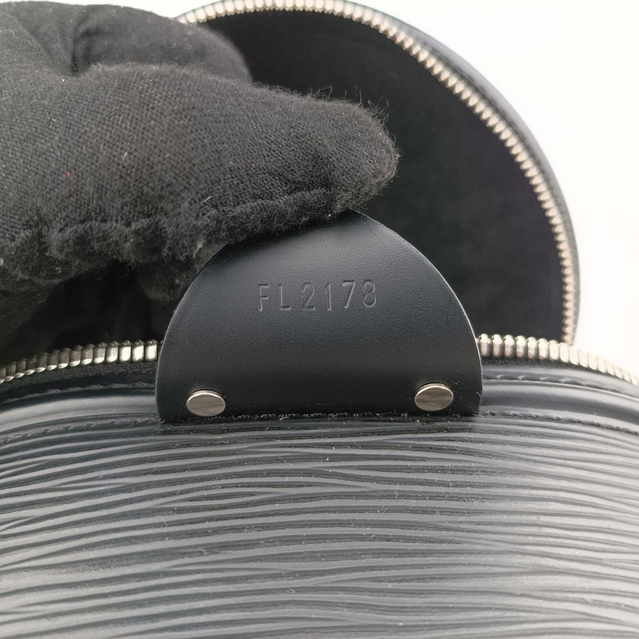 Secondhand Louis Vuitton CANNES Noir Epi M52226 shoulderbag | stylenewstar