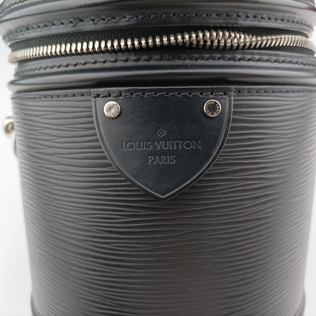 Secondhand Louis Vuitton CANNES Noir Epi M52226 shoulderbag | stylenewstar