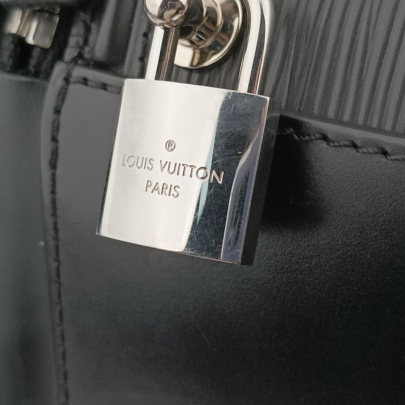 Secondhand Louis Vuitton CANNES Noir Epi M52226 shoulderbag | stylenewstar