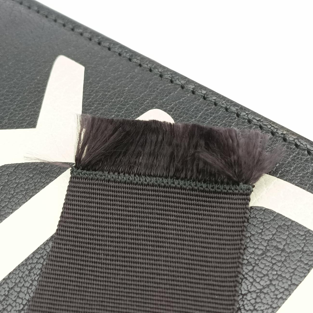 Vintage Gucci Future Bow Black×White Leather 466417 shoulderbag | stylenewstar