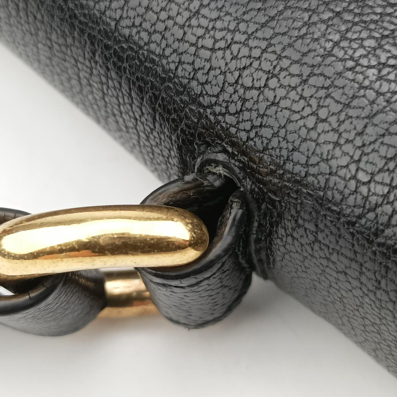 Vintage Gucci Future Bow Black×White Leather 466417 shoulderbag | stylenewstar