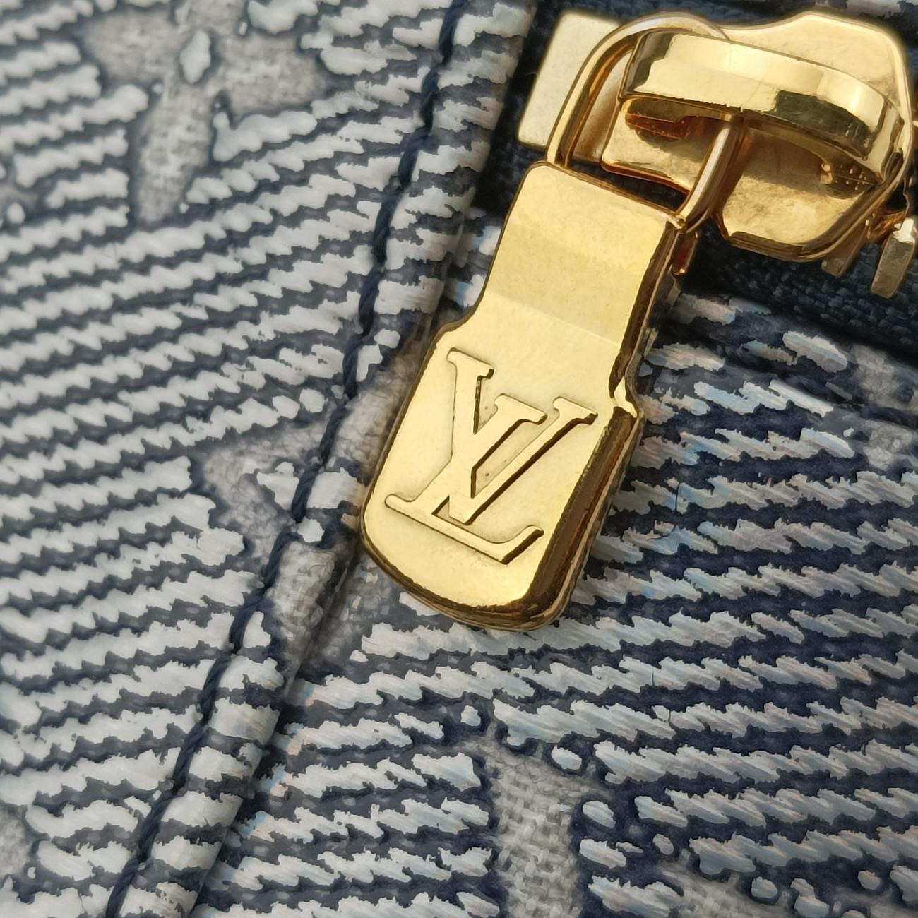 Pre-owned Louis Vuitton Micro Vanity Navy x Gray MONOGRAM JACQUARD DENIM M82467 shoulderbag | stylenewstar