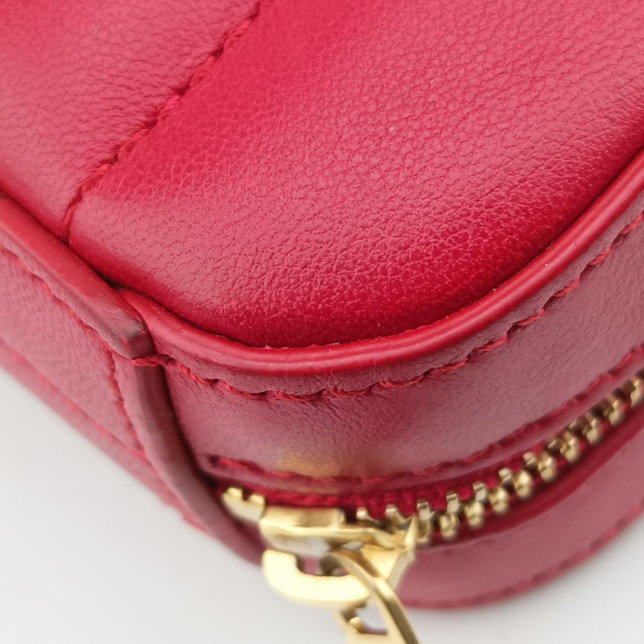 Pre-owned Yves Saint Laurent VICKY Red Leather 557574 bum bag/waist bag | stylenewstar