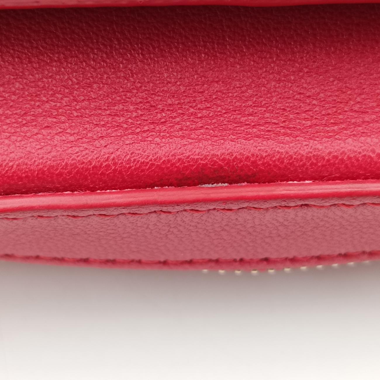 Pre-owned Yves Saint Laurent VICKY Red Leather 557574 bum bag/waist bag | stylenewstar