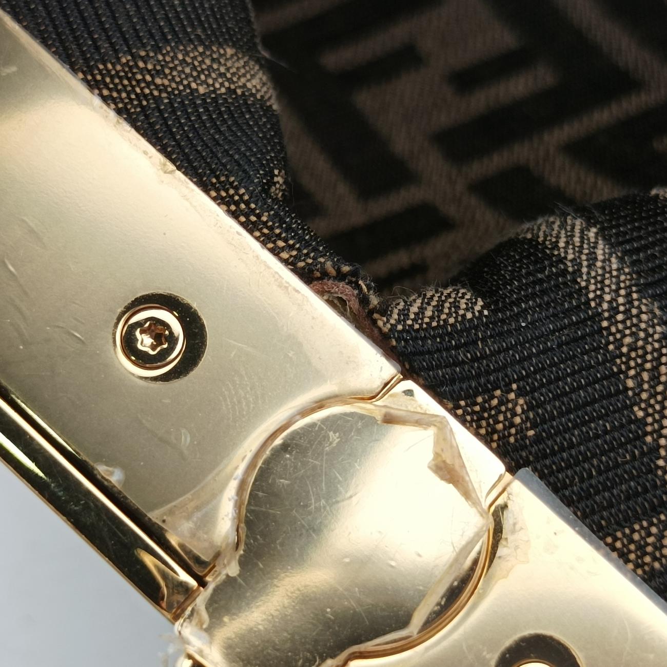 Secondhand Fendi First White Leather 8BP137 shoulderbag | stylenewstar