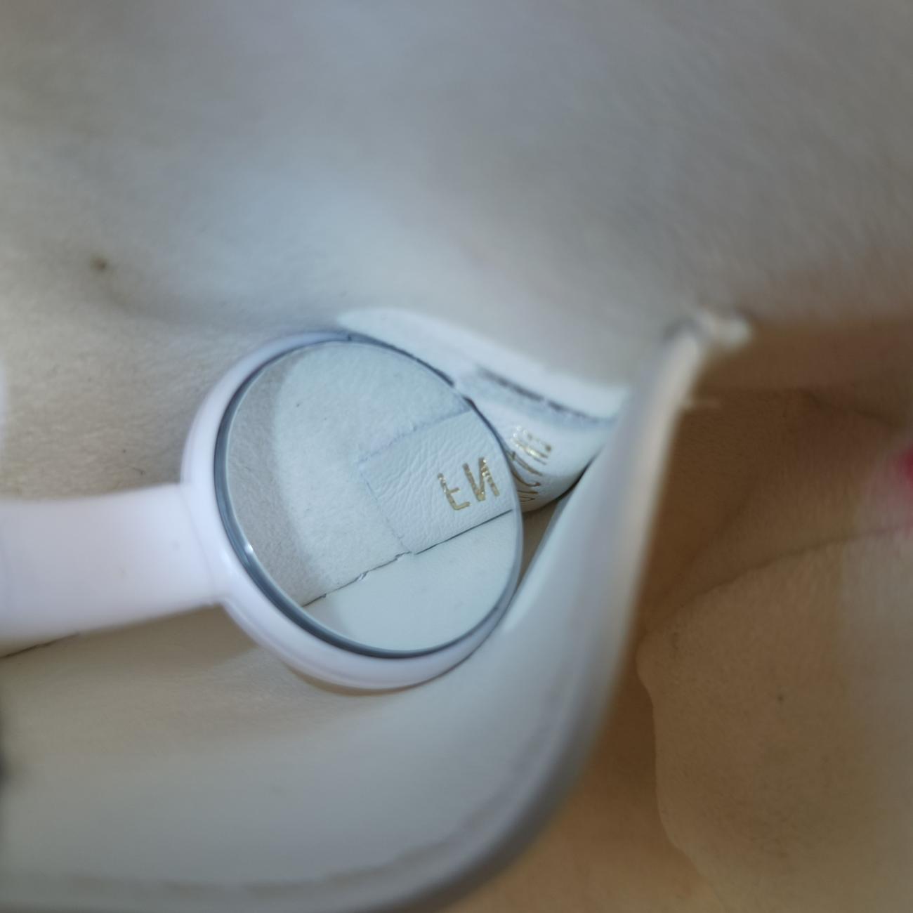 Pre-owned Louis Vuitton New Wave Multi-Pochette SNOW Leather Ｍ56466 shoulderbag | stylenewstar