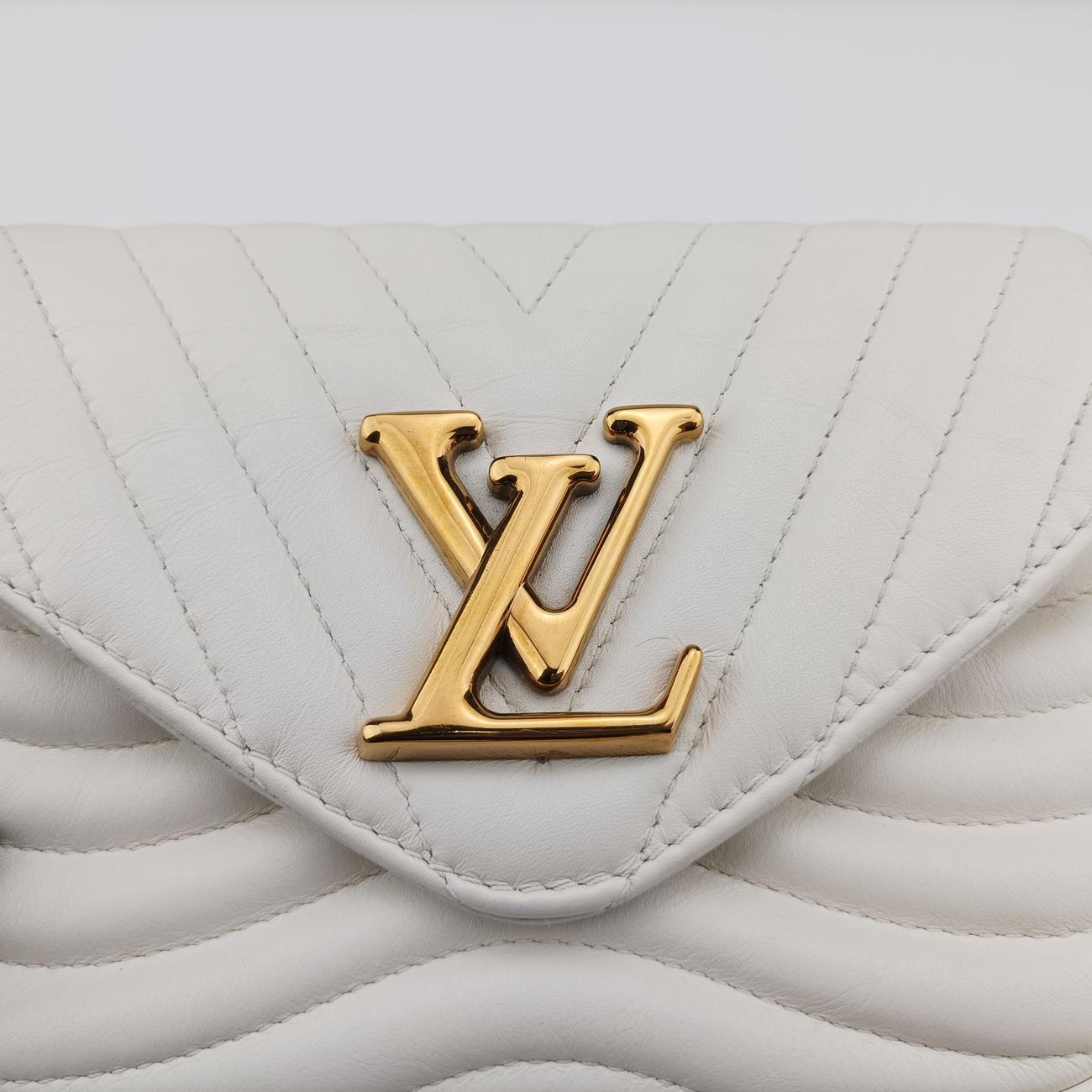 Pre-owned Louis Vuitton New Wave Multi-Pochette SNOW Leather Ｍ56466 shoulderbag | stylenewstar