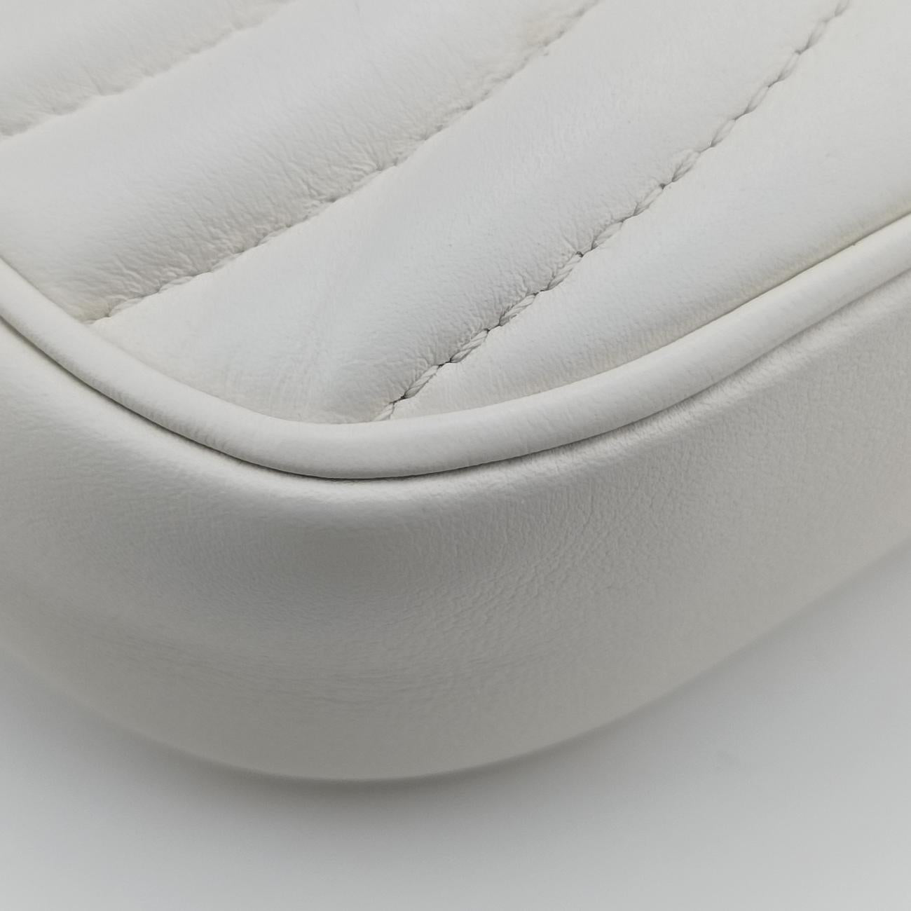 Pre-owned Louis Vuitton New Wave Multi-Pochette SNOW Leather Ｍ56466 shoulderbag | stylenewstar