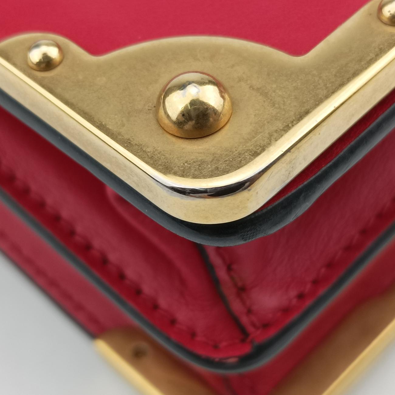 Vintage Prada Cahier Red x Black Leather 1BD045 shoulderbag | stylenewstar