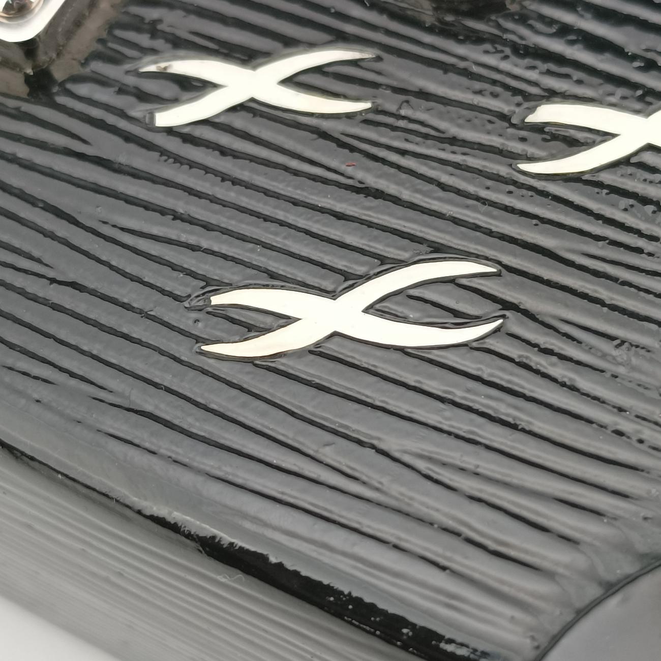 Pre-owned Louis Vuitton Petite Malle Noir Epi M5001N shoulderbag | stylenewstar