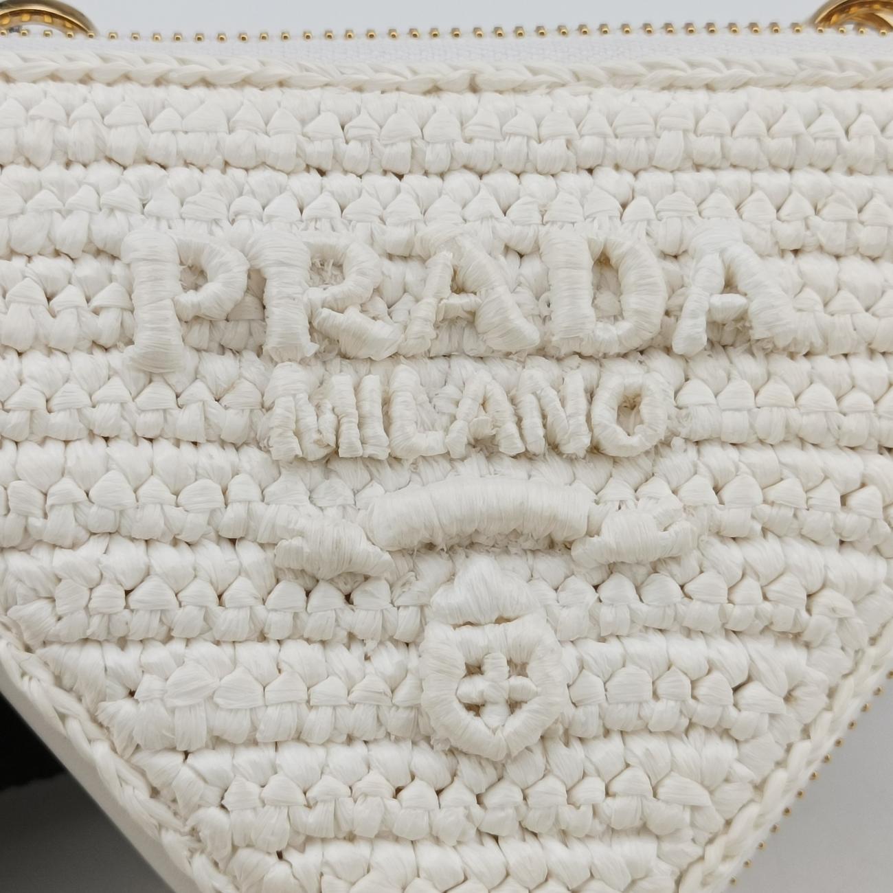 Pre-owned Prada Triangle Logo White Straw  shoulderbag | stylenewstar