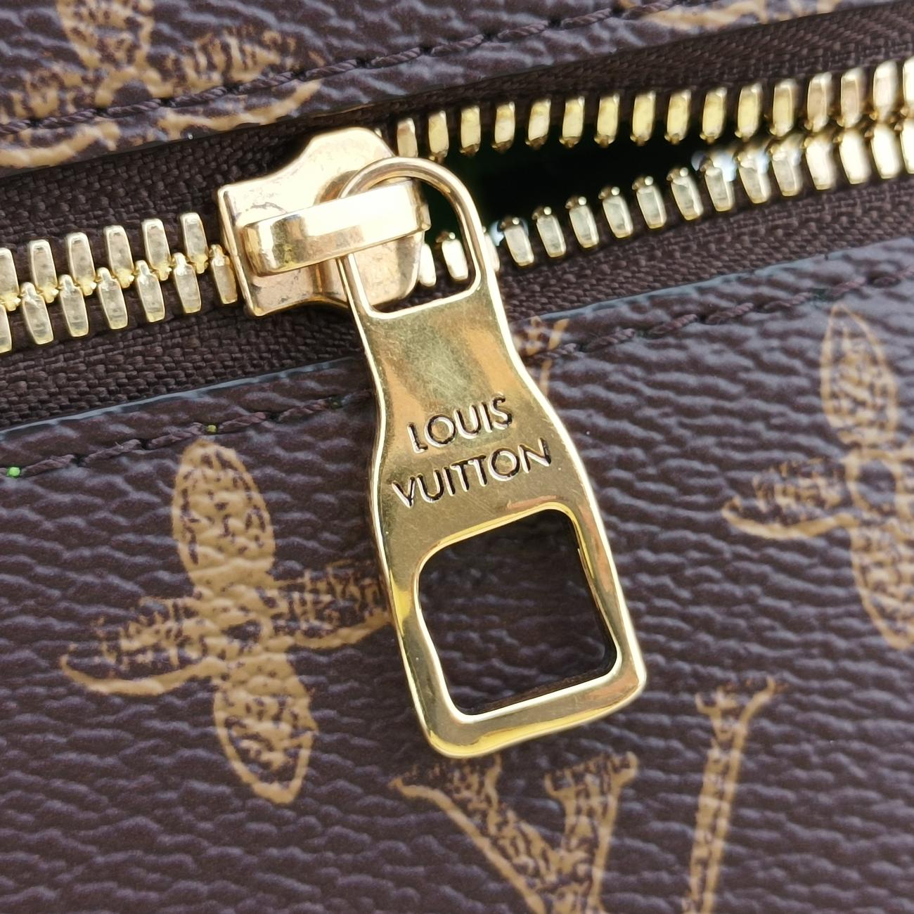 Pre-owned Louis Vuitton Monogram (No. 7) Vertical Box Trunk Brown PVC coated canvas M59664 shoulderbag | stylenewstar